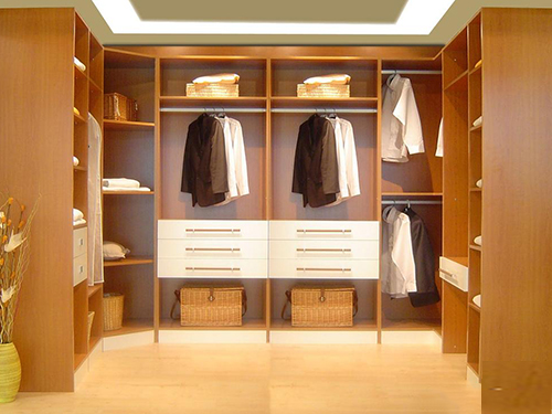 ���̰���